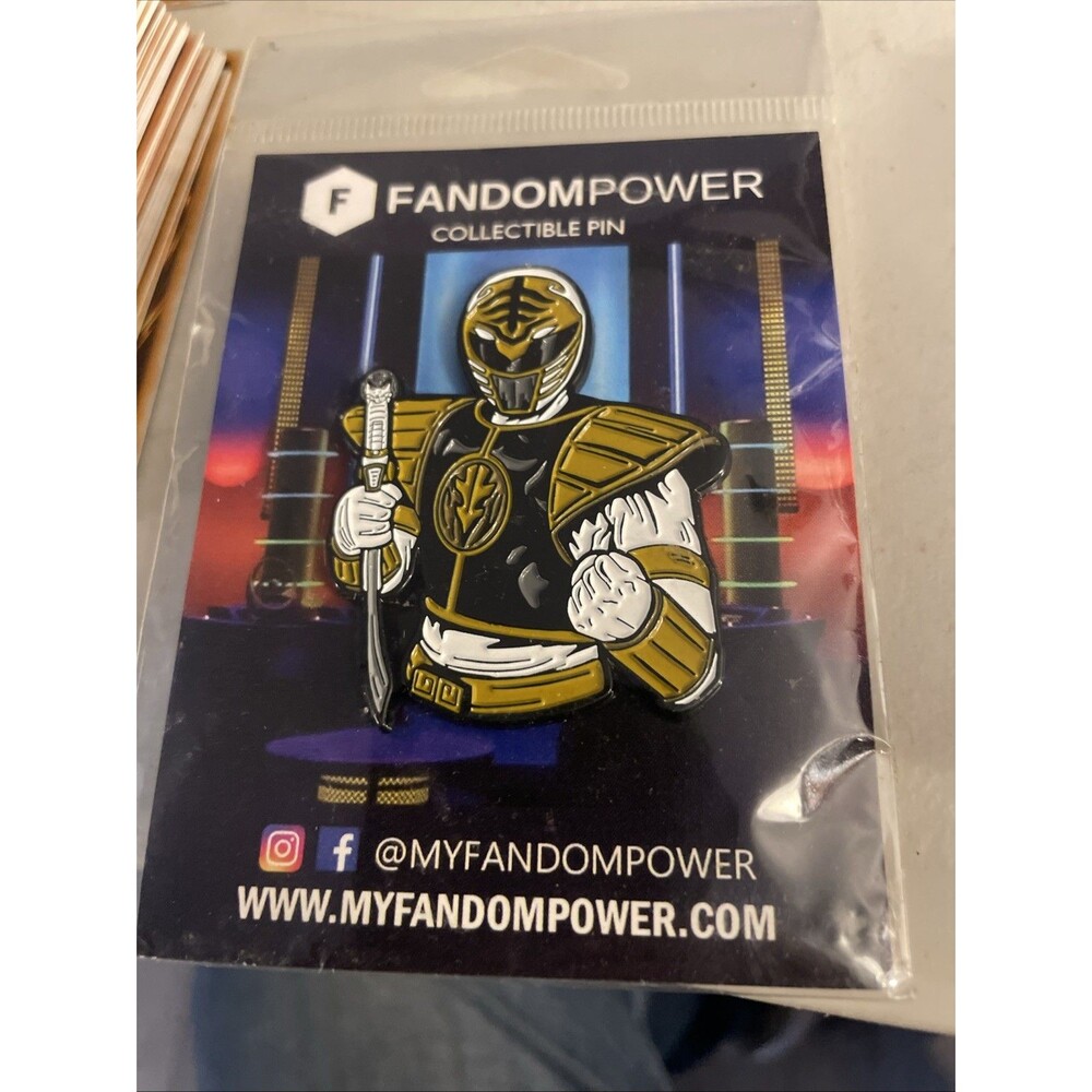 Fandom Power White Ranger Enamel Pin MMPR Mighty Morphin Collectible NEW